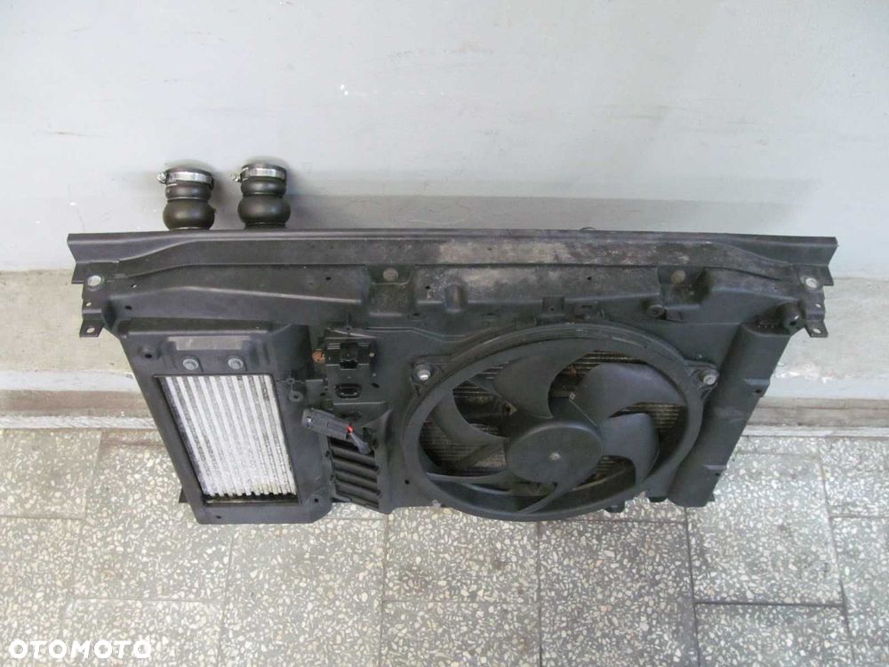 CITROEN C4 PICASSO GRAND 1.6 HDI WZMOCNIENIE CHLODNICE PAS 06-13 - 2