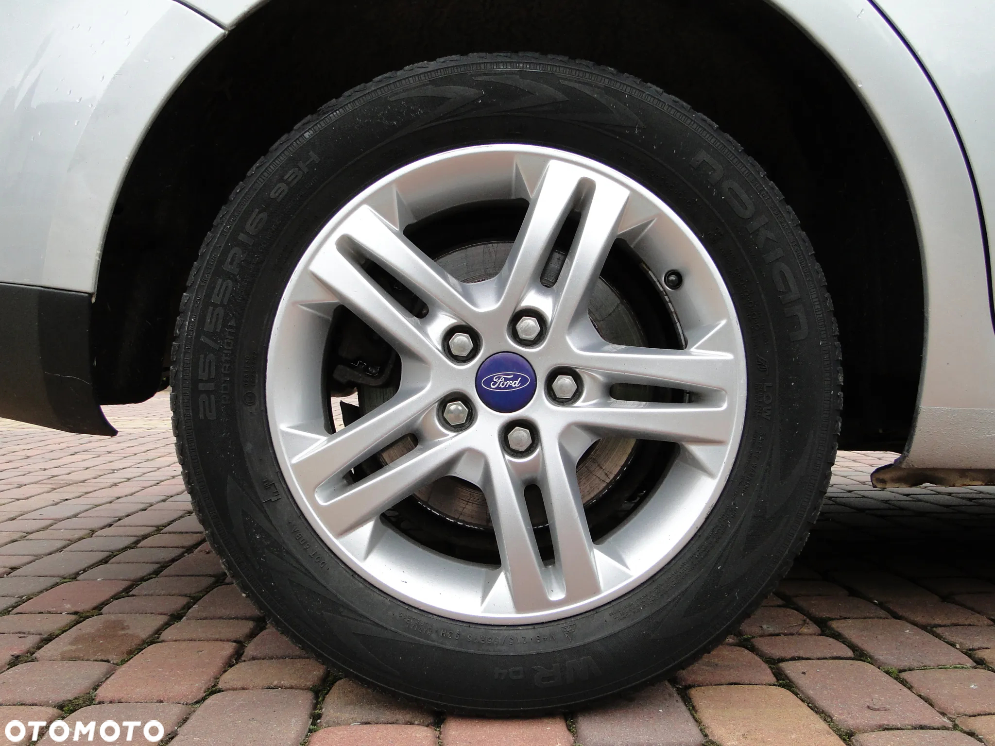Ford S-Max 2.0 TDCi DPF Titanium - 27