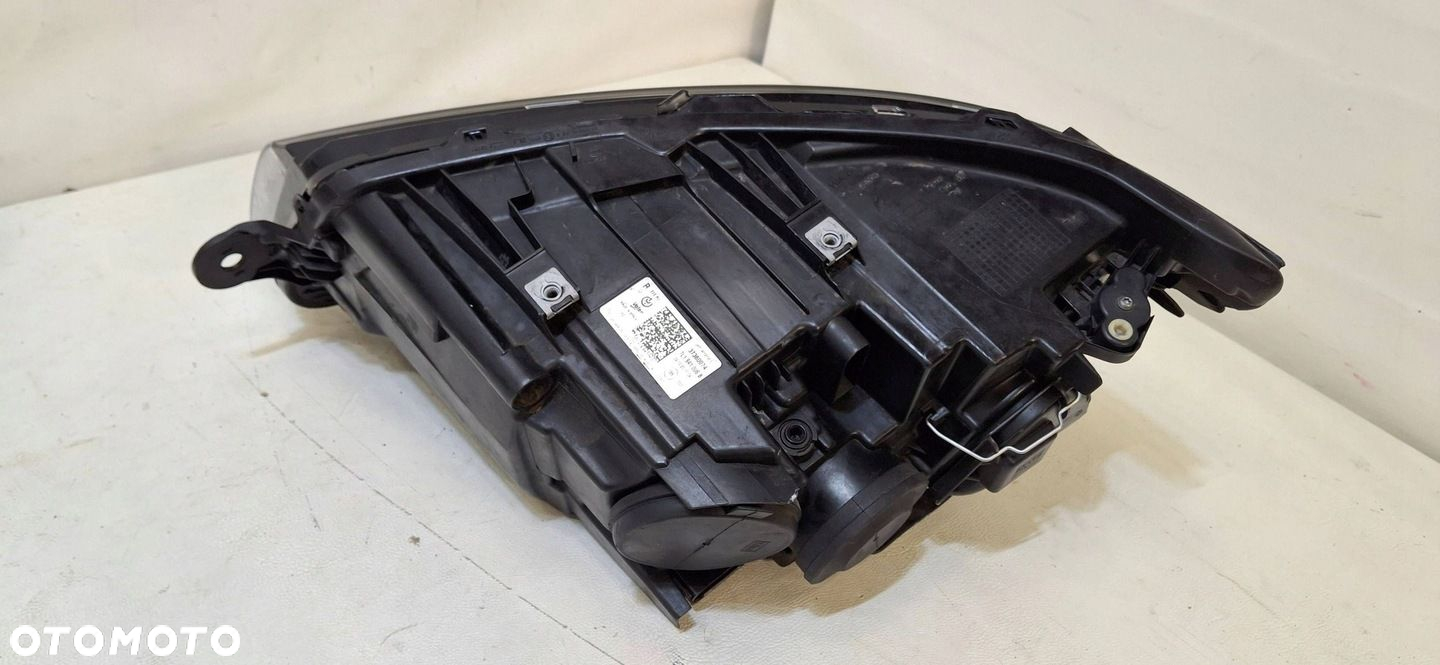 LAMPA PRZÓD PRZEDNIA PRAWA VW T6.1 ZWYKŁA 7L1941006B - 7
