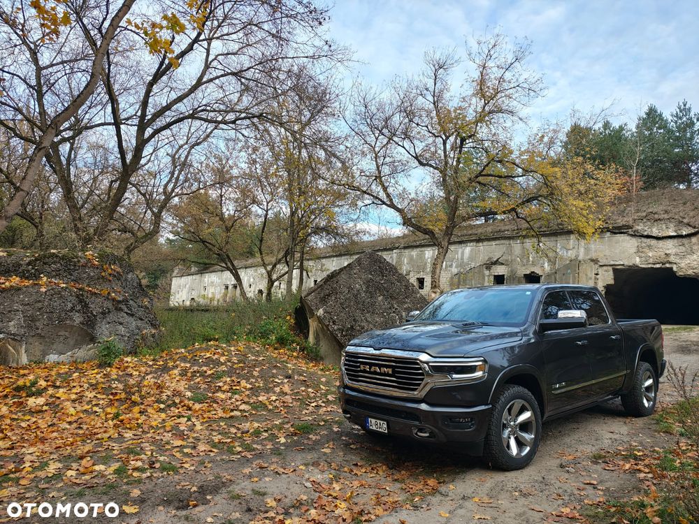 Dodge RAM 5.7 4x4 - 6