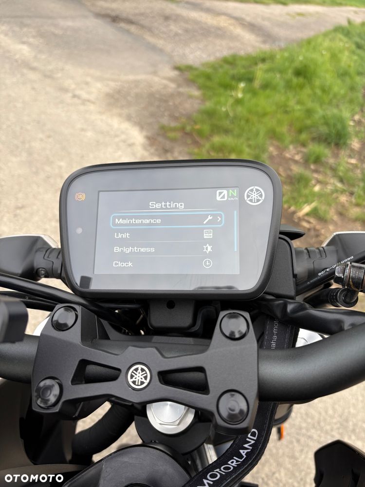 Yamaha MT - 9