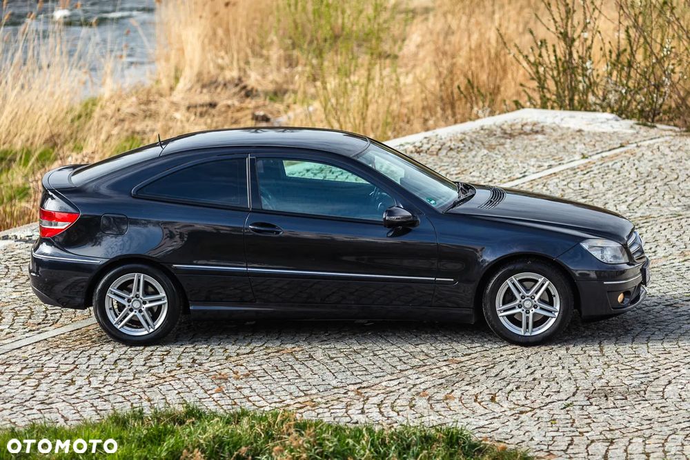 Mercedes-Benz CLC - 11