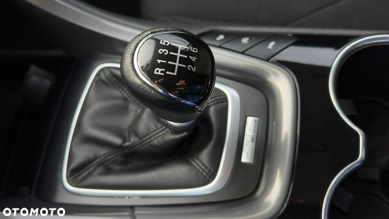 Ford Mondeo - 18