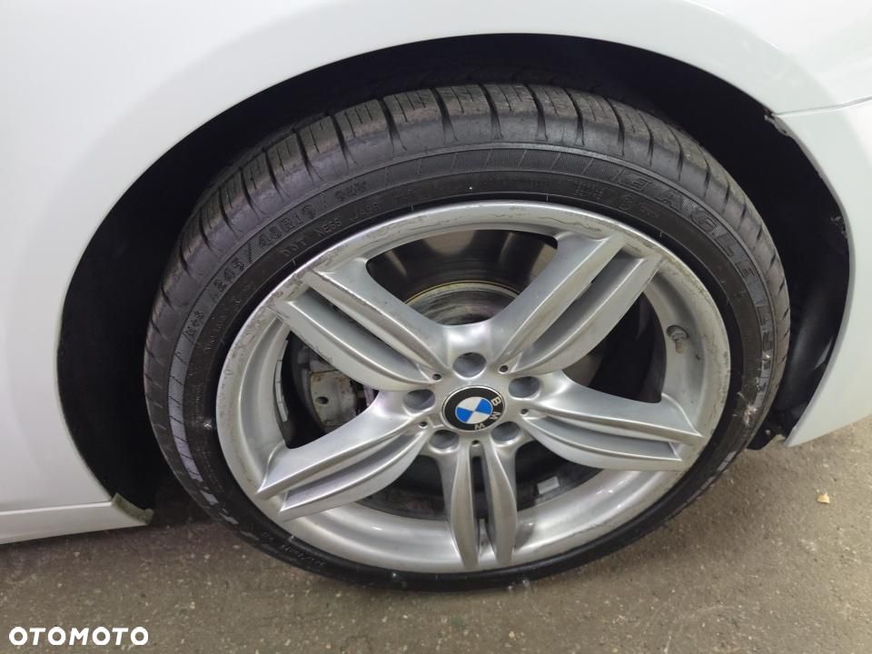 BMW Seria 5 535i xDrive - 18