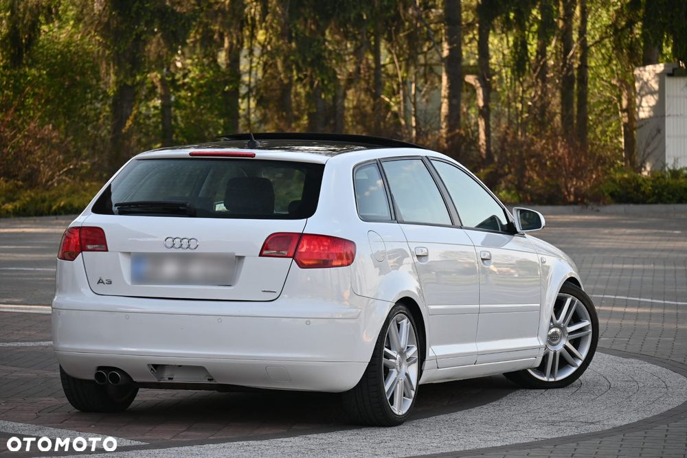 Audi A3 Sportback 2.0 TDI DPF quattro Attraction - 12