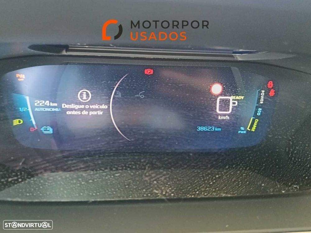 Peugeot e-2008 50 kWh GT - 15