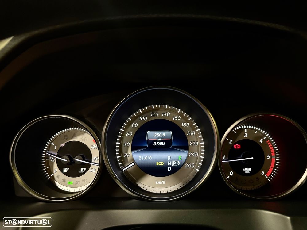 Mercedes-Benz E 250 CDi Avantgarde BlueEfficiency Auto. - 50