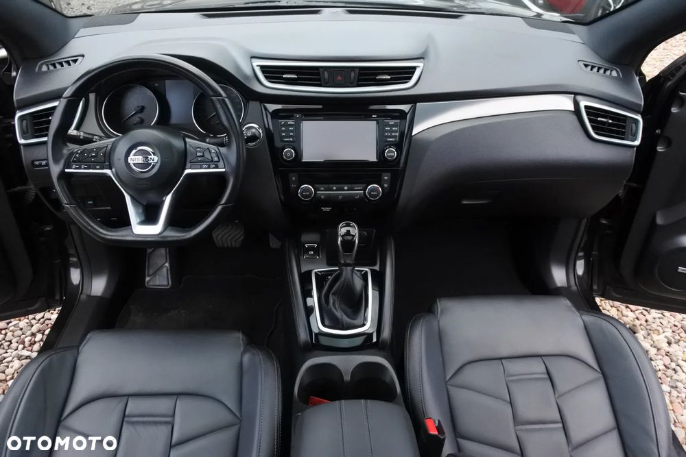 Nissan Qashqai 1.2 DIG-T Xtronic TEKNA+ - 16