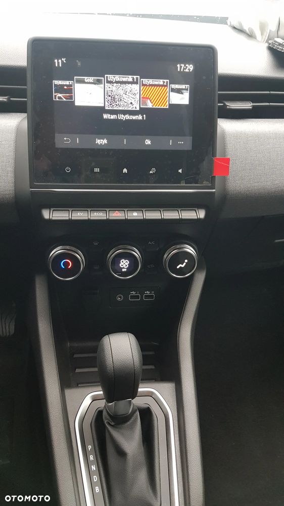 Renault Clio 1.6 E-TECH Techno - 11