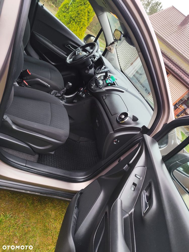 Chevrolet Trax 1.6 LS - 11