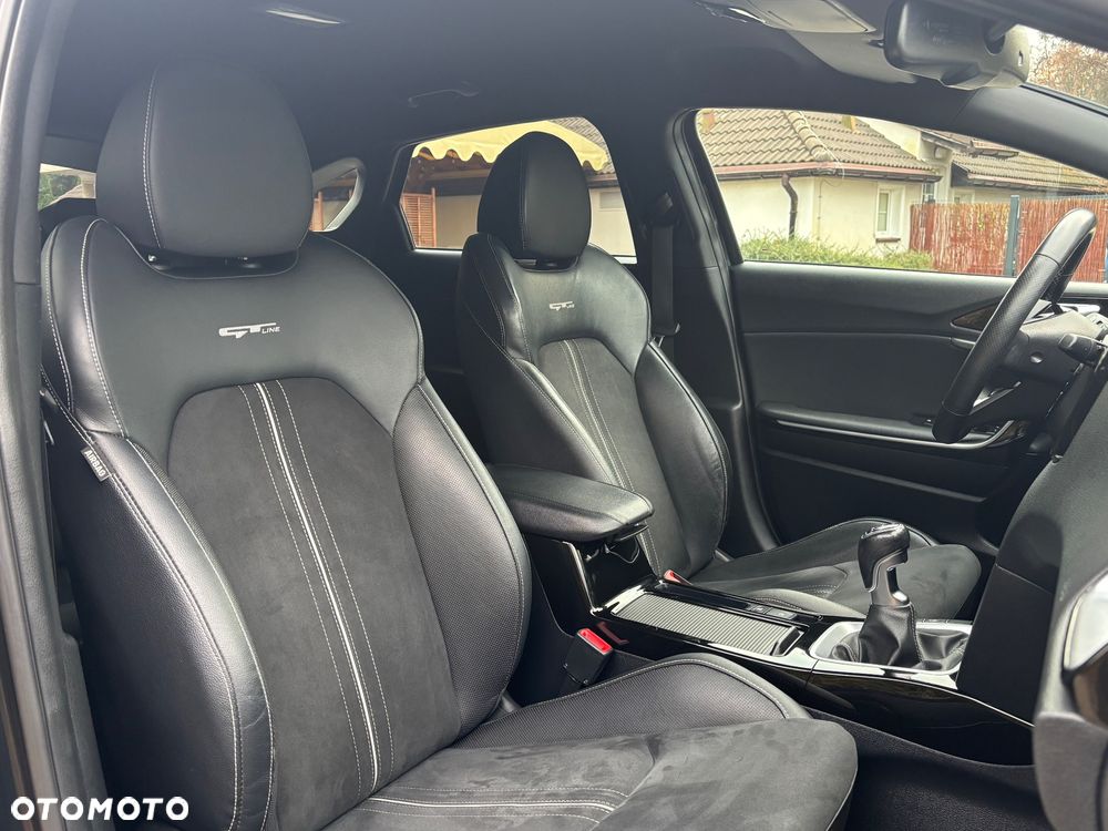 Kia ProCeed 1.4 T-GDI OPF GT LINE - 24