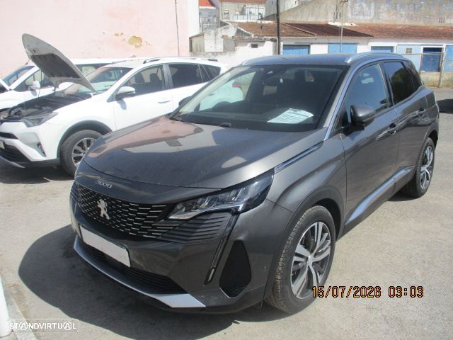 Peugeot 3008 1.5 BlueHDi Active Pack — fotografia 4