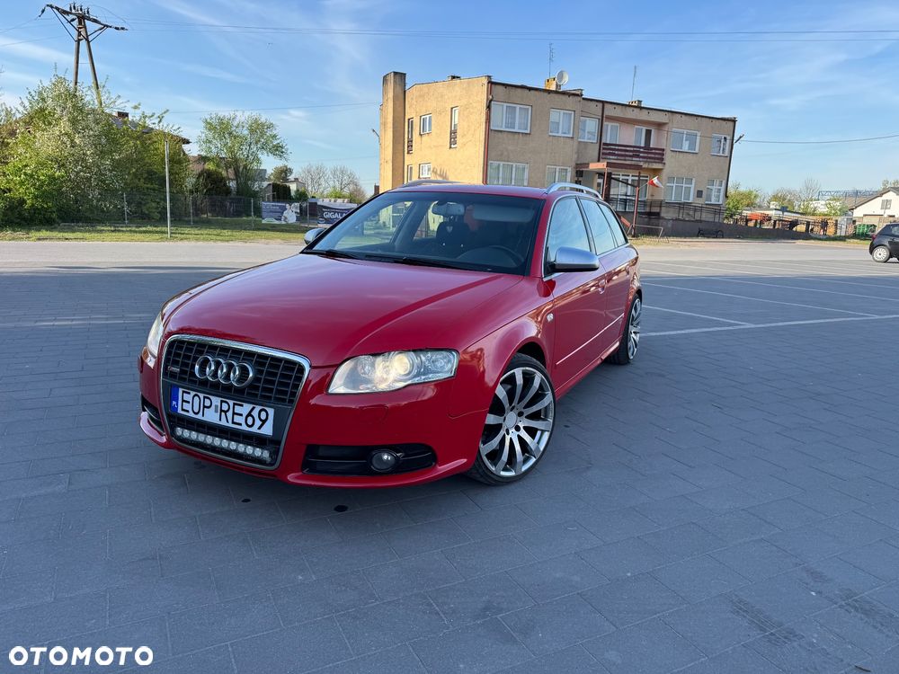 Audi A4 Avant 2.0 TDI DPF quattro - 1