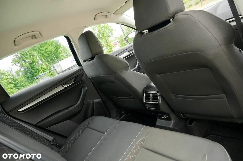 Skoda Karoq 1.6 TDI 4x2 Style DSG - 27