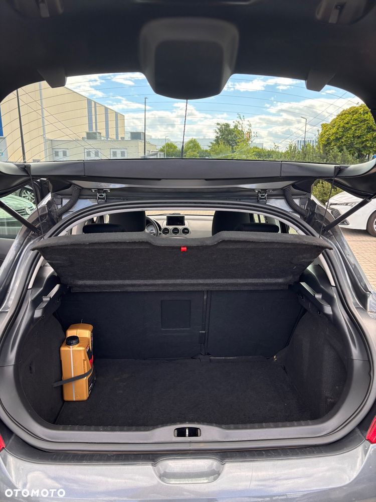 Peugeot 308 - 7