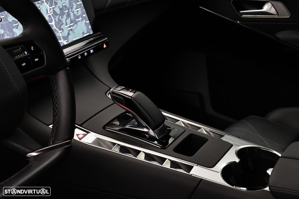 DS DS7 4x4 300 Rivoli - 23