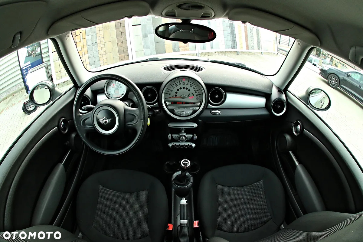 MINI Cooper D - 25