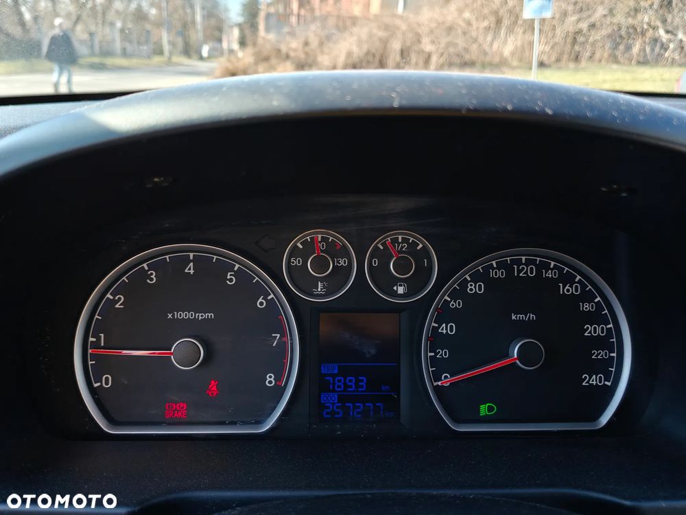 Hyundai i30 1.6 Seasons - 21