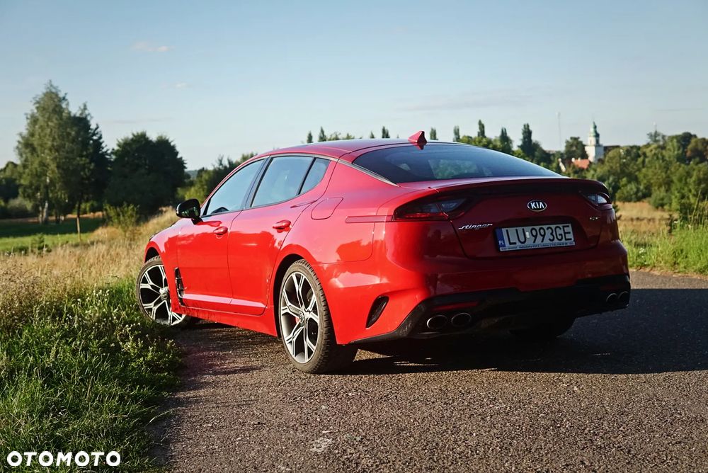 Kia Stinger - 13