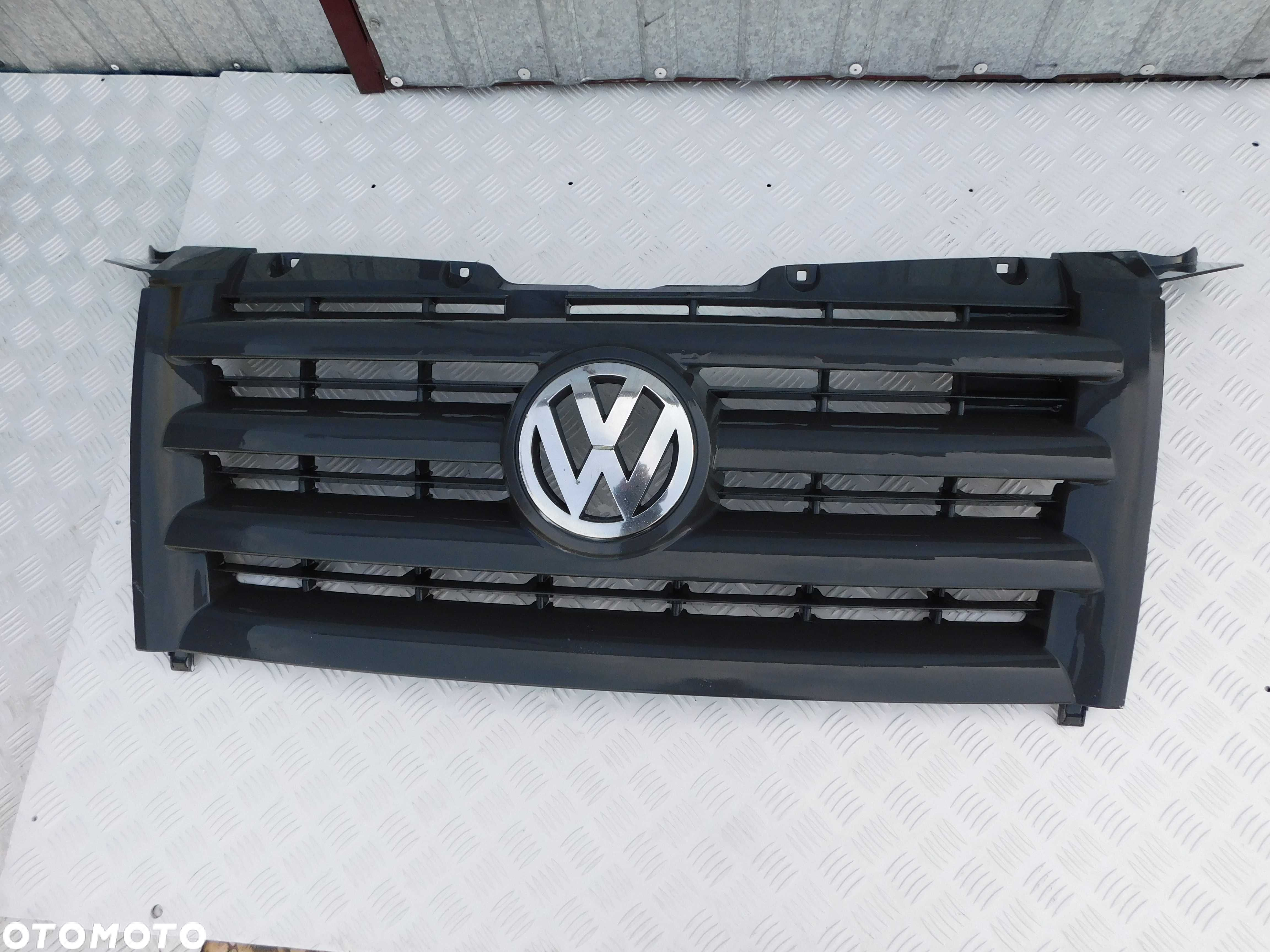 VW Crafter atrapa grill przód kompletny oryginał ŁADNY - 2