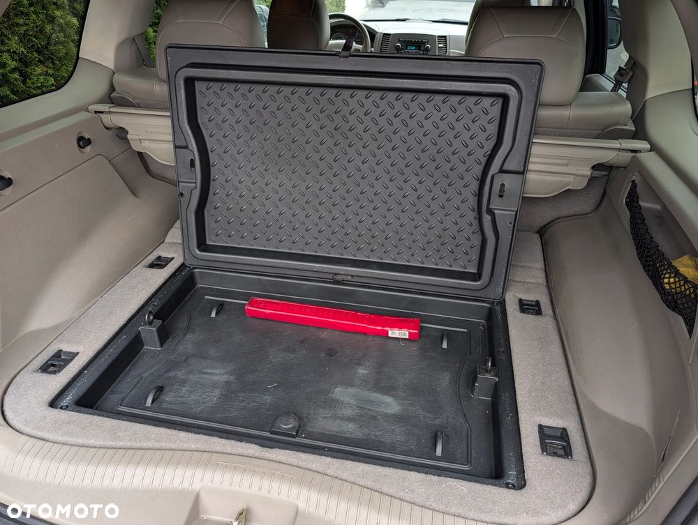 Jeep Grand Cherokee - 26