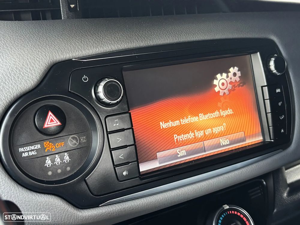 Toyota Yaris 1.4 D-4D Comfort+P.Style - 25