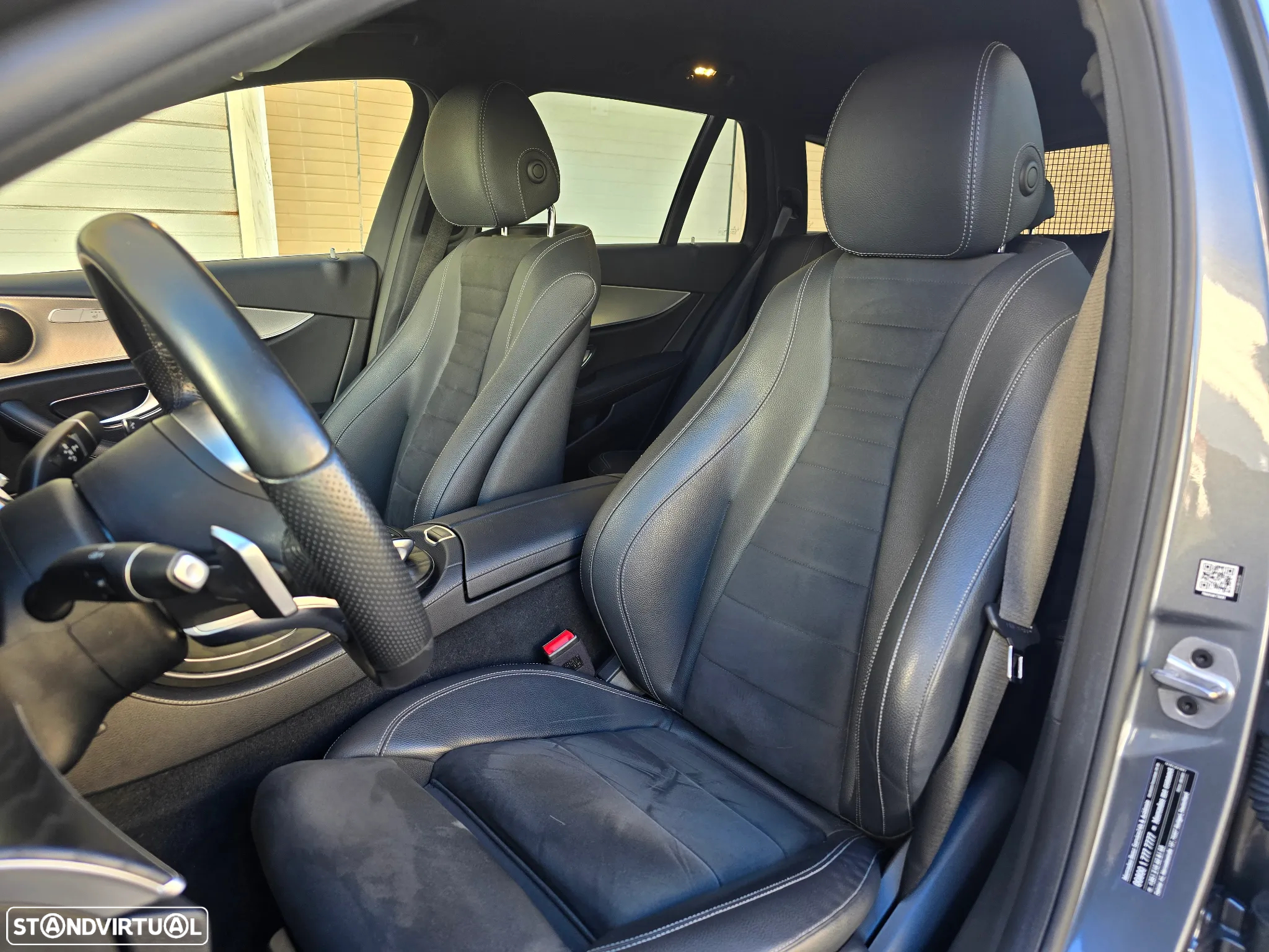 Mercedes-Benz E 300 de AMG Line - 23