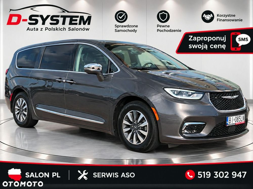 Chrysler Pacifica - 23