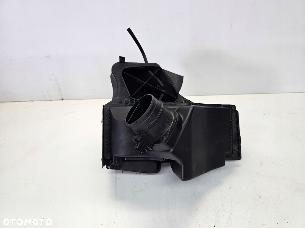 OBUDOWA FILTRA POWIETRZA AUDI A4 B8 A5 8K0133835AR - 1
