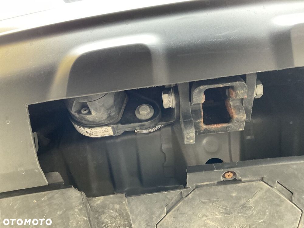 Lexus NX 300h F Sport Edition AWD - 36