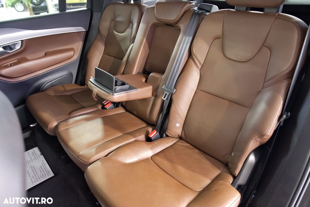 Volvo XC 90 B5 D AWD Geartronic Momentum Pro - 27
