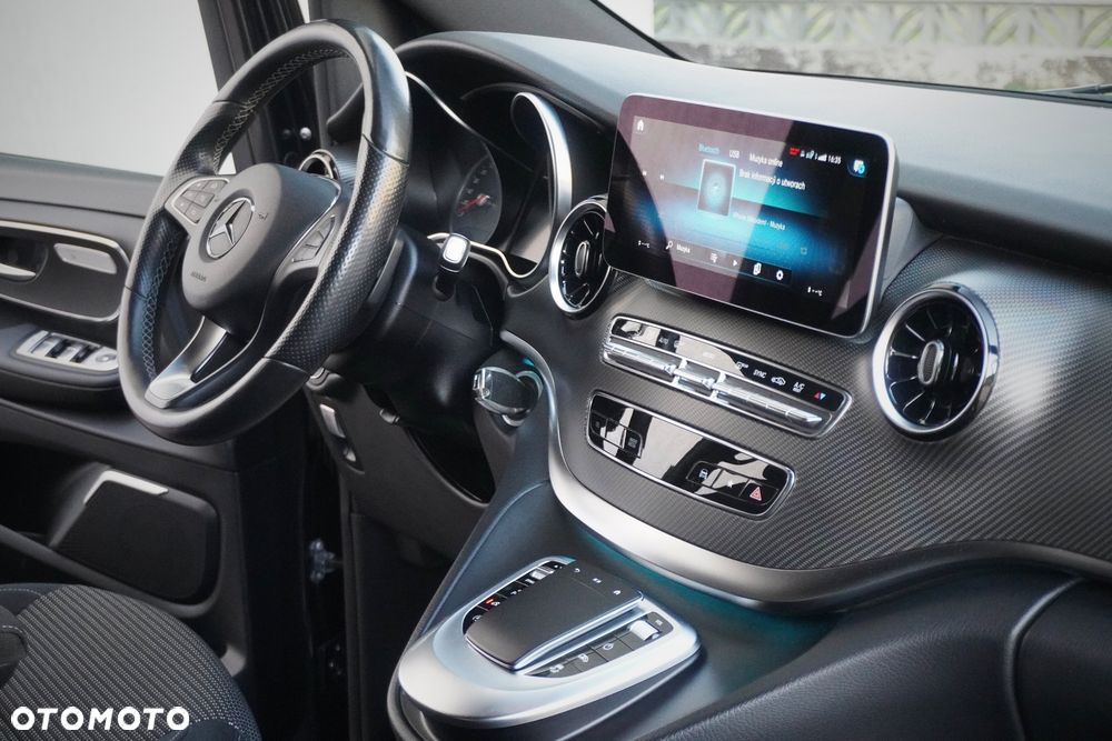 Mercedes-Benz Klasa V 250 d lang 4Matic 9G-TRONIC Avantgarde - 4
