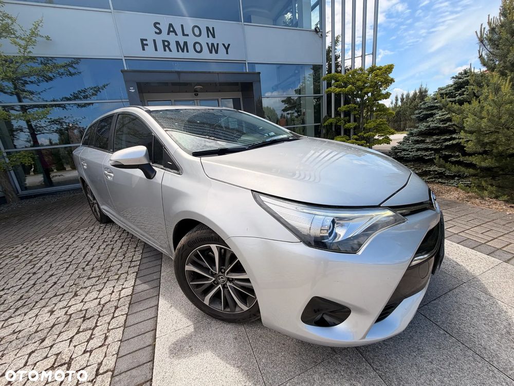 Toyota Avensis 2.0 Prestige MS - 19