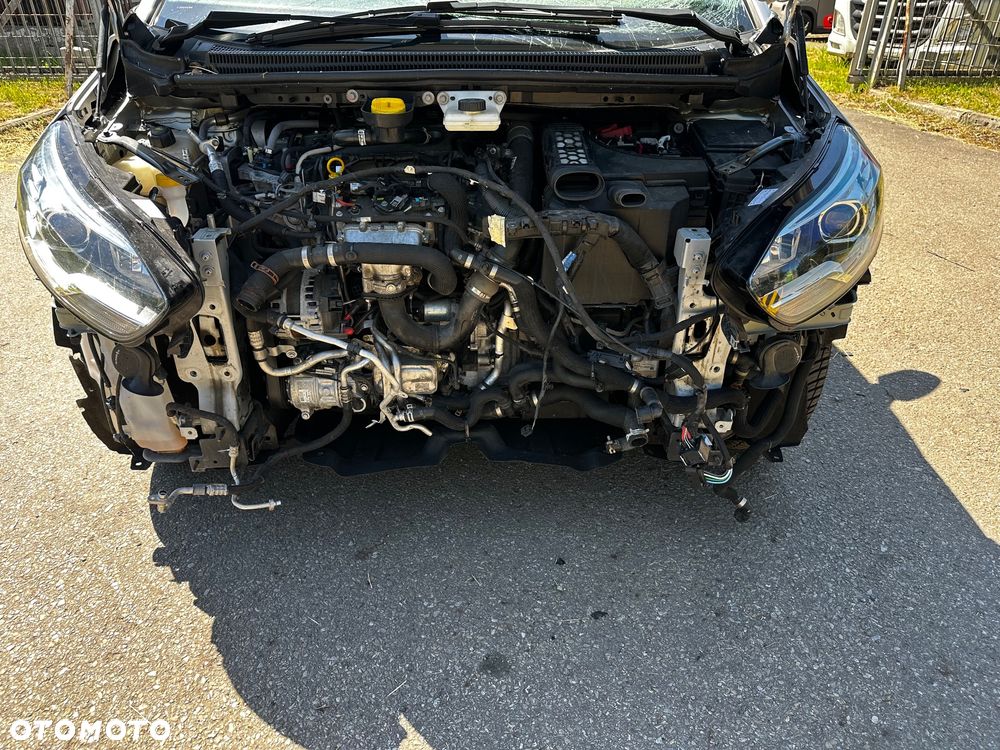 Renault Grand Scenic - 21