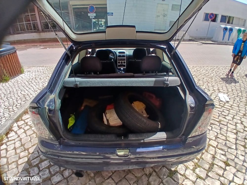 Opel Astra 1.6 Sport - 14