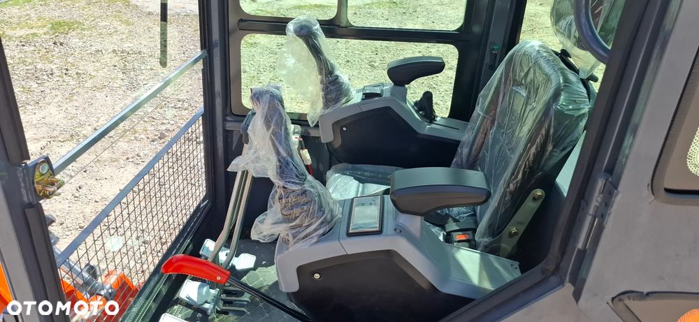 Inny Minikoparka Gąsienicowa EX18 z Silnikiem Kubota - 12