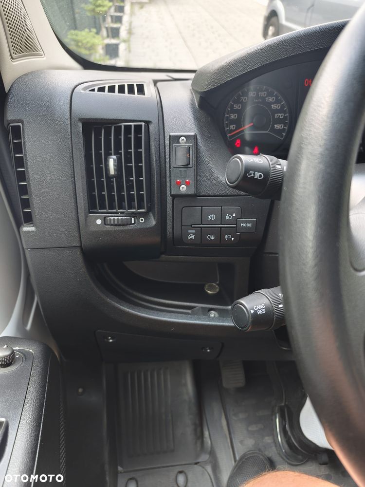 Peugeot BOXER - 21