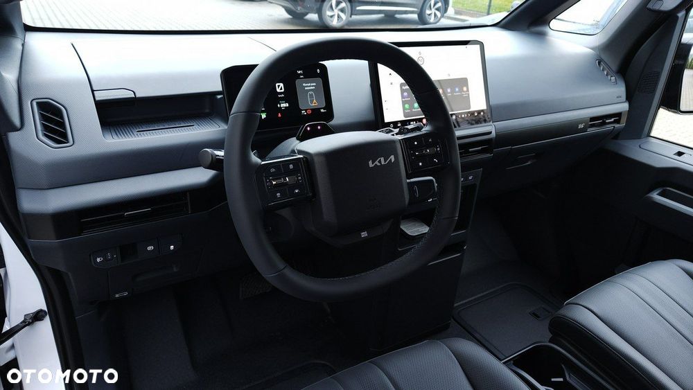 Kia PV5 - 12
