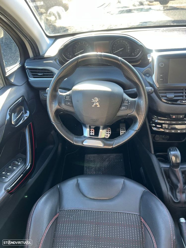 Peugeot 208 1.2 PureTech GT Line - 15