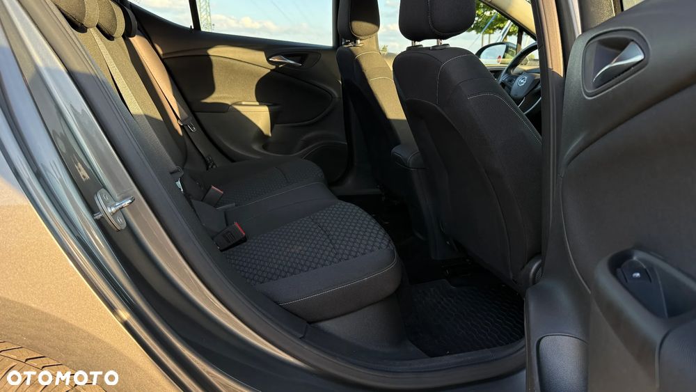 Opel Astra 1.4 T GPF Enjoy S&S - 10
