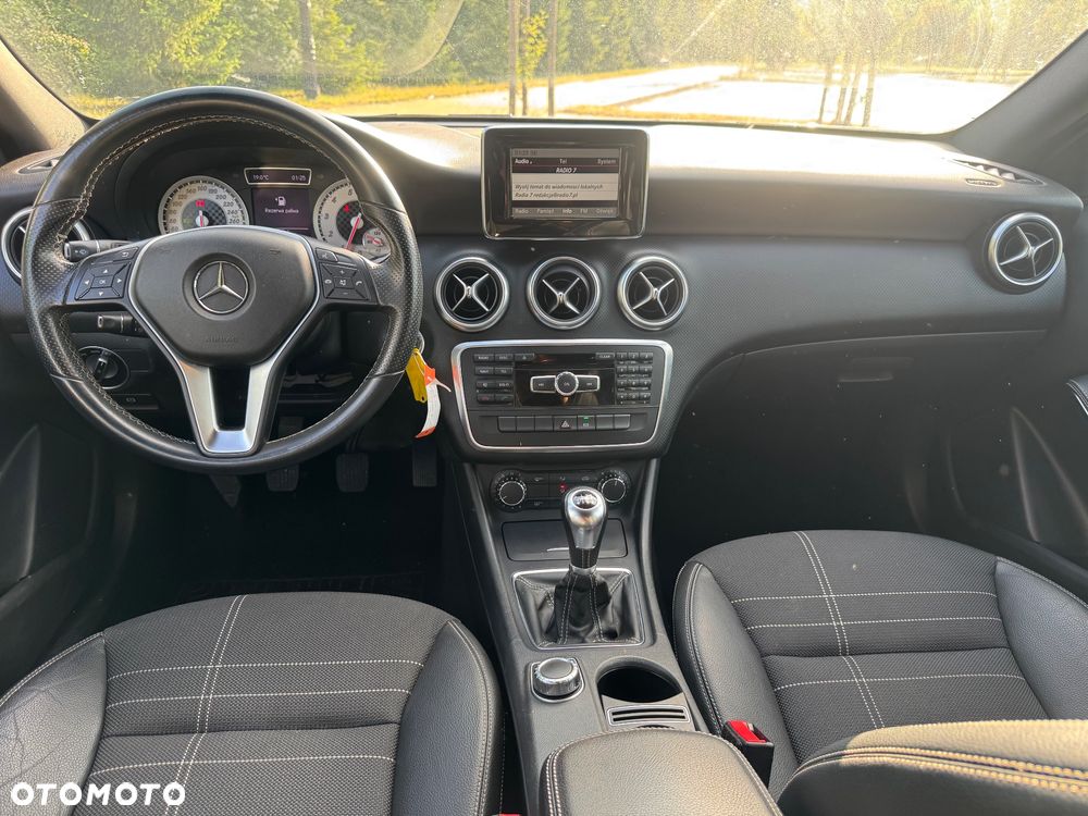 Mercedes-Benz Klasa A 180 (BlueEFFICIENCY) Urban - 39
