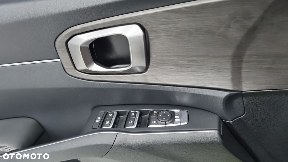 Kia Sorento - 16