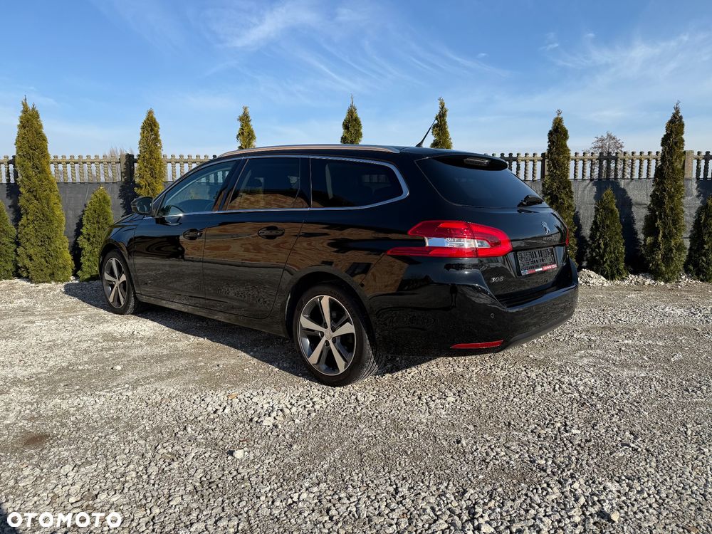 Peugeot 308 - 4