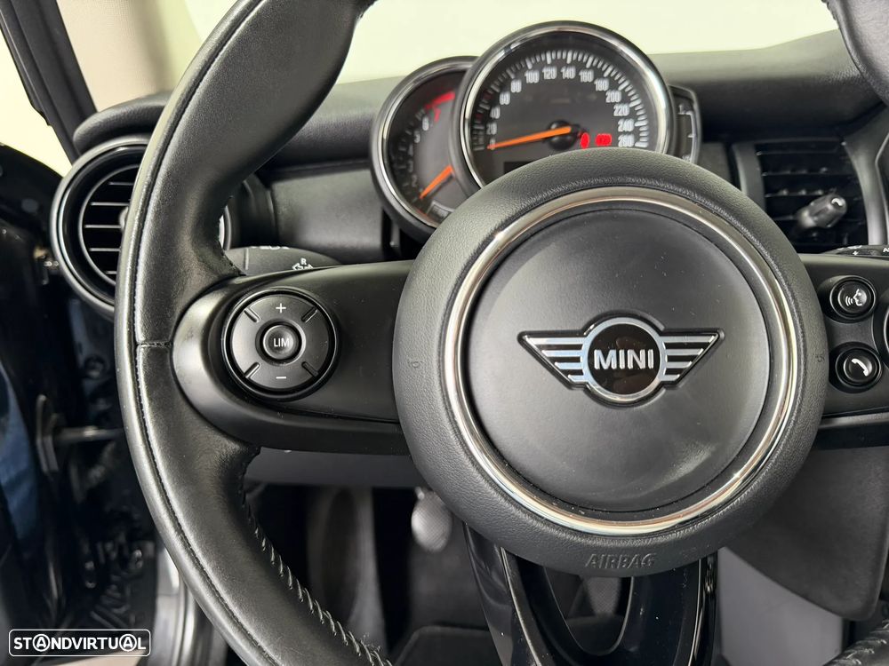 MINI 3 Portas One Sport Edition - 23