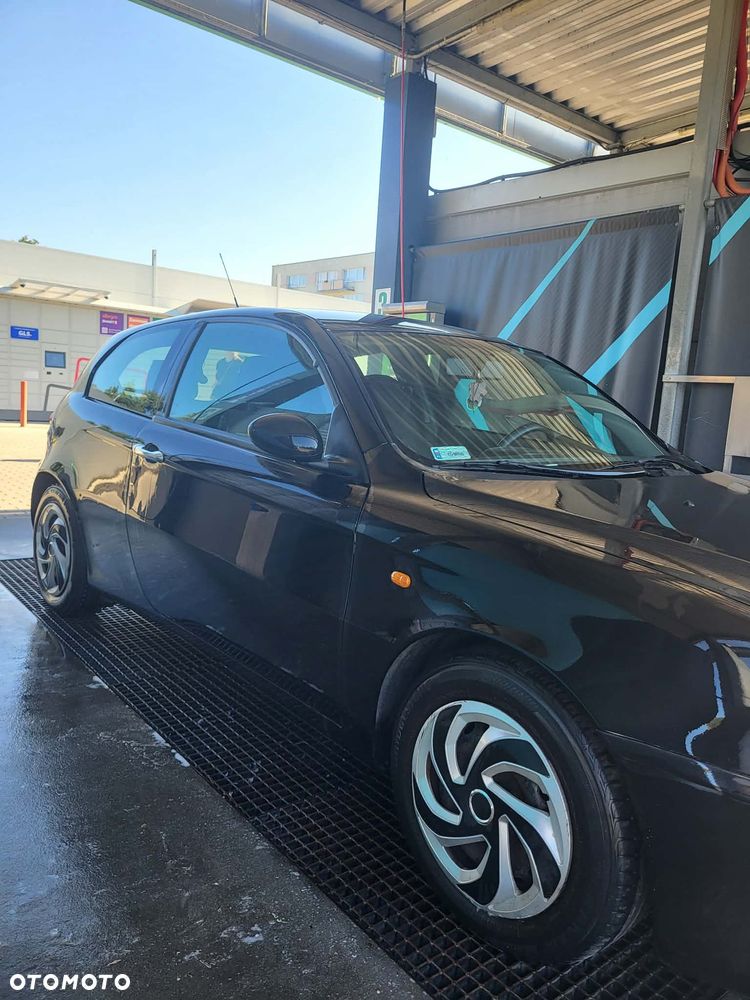 Alfa Romeo 147 1.6 Twin Spark 16V - 2