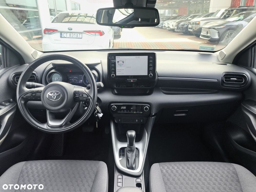 Toyota Yaris 2022 photo 3