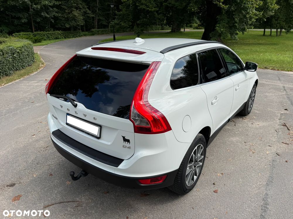 Volvo XC 60 D4 Summum - 4