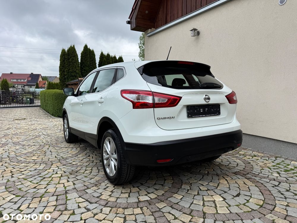 Nissan Qashqai 1.2 DIG-T Visia - 2