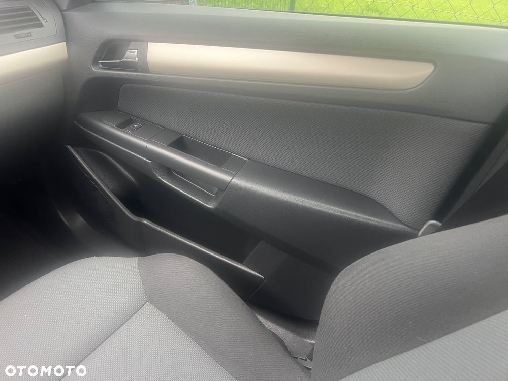 Opel Astra 1.6 - 21