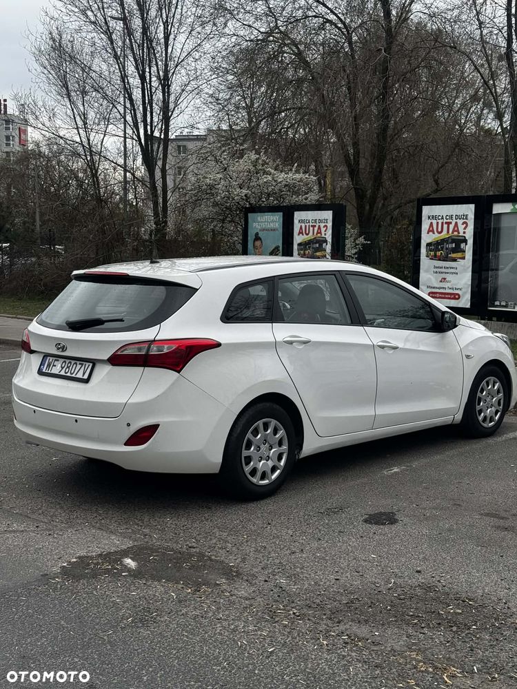 Hyundai i30 1.6 CRDi Classic + - 2